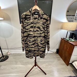 Stussy - Tiger Camo Seersucker Mac (#115347)  - Black, Green